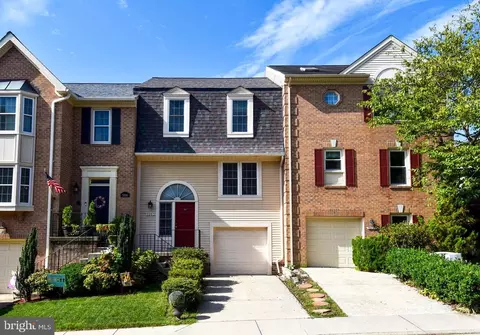 5993 Norham Dr, Alexandria, VA 22315