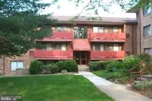 6441 Richmond Hwy #302, Alexandria, VA 22306