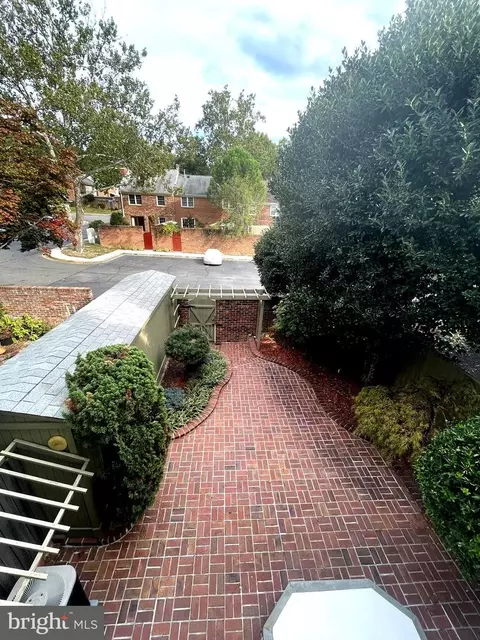 8407 Willow Forge Rd, Springfield, VA 22152 photo 34