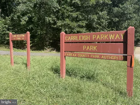 8407 Willow Forge Rd, Springfield, VA 22152 photo 42