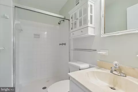 8407 Willow Forge Rd, Springfield, VA 22152 photo 17