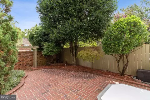 8407 Willow Forge Rd, Springfield, VA 22152 photo 35