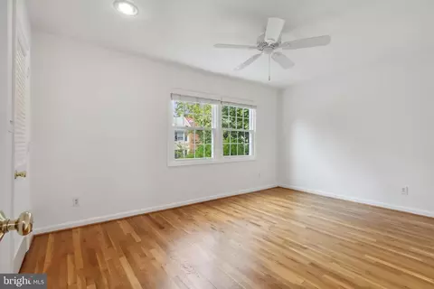 8407 Willow Forge Rd, Springfield, VA 22152 photo 13