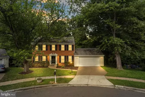 8320 Cushing Ct, Springfield, VA 22153