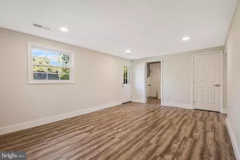 6420 Julian St, Springfield, VA 22150 photo 33