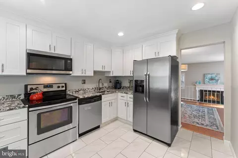 6023 Sweet Dale Ct, Springfield, VA 22152 photo 12
