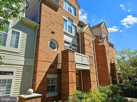6815 F Brindle Heath Way #288, Alexandria, VA 22315