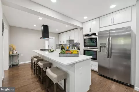3902 Adrienne Dr, Alexandria, VA 22309