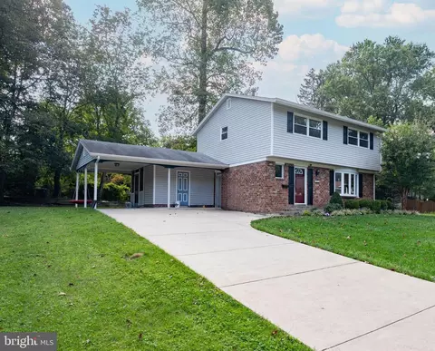 5512 Yorkshire St, Springfield, VA 22151 photo 3