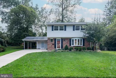 5512 Yorkshire St, Springfield, VA 22151 photo 2