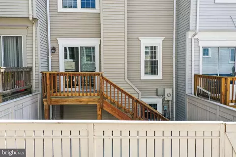 2366 Hunters Square Ct, Reston, VA 20191 photo 35