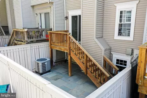 2366 Hunters Square Ct, Reston, VA 20191 photo 34