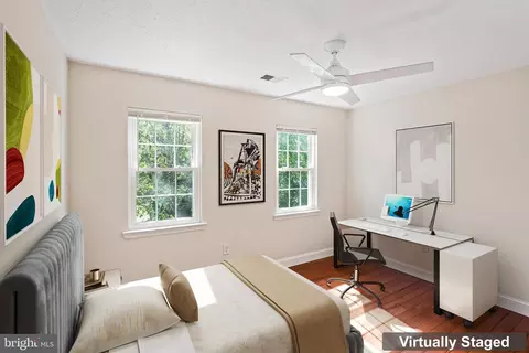 2366 Hunters Square Ct, Reston, VA 20191 photo 23