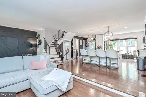 9021 Rosewall Ct, Springfield, VA 22152 photo 10