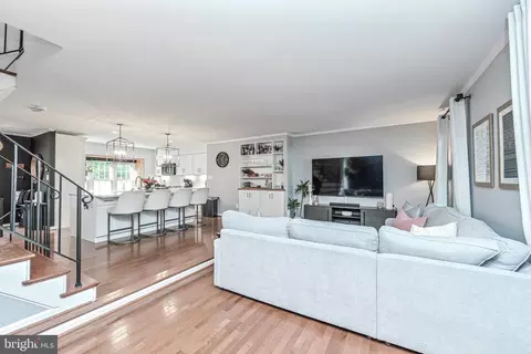 9021 Rosewall Ct, Springfield, VA 22152 photo 16