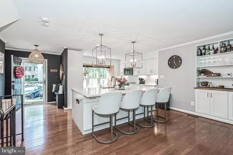 9021 Rosewall Ct, Springfield, VA 22152 photo 7