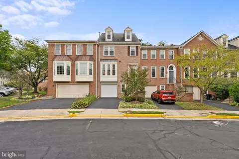 7691 Lavenham Lndg, Alexandria, VA 22315