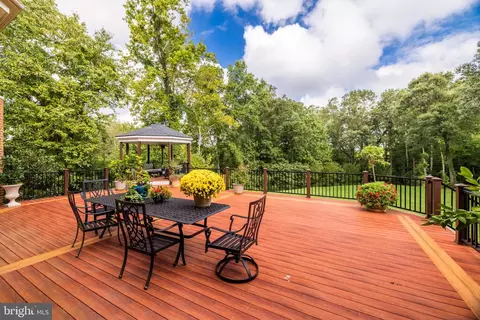 6832 Georgetown Pike, Mclean, VA 22101 photo 16