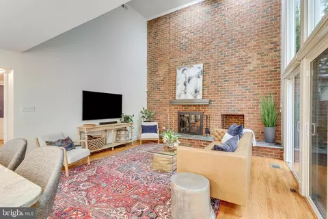 6804 Baron Rd, Mclean, VA 22101 photo 20