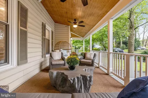 6804 Baron Rd, Mclean, VA 22101 photo 5