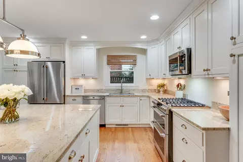 6804 Baron Rd, Mclean, VA 22101 photo 28