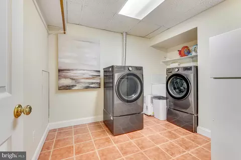 6804 Baron Rd, Mclean, VA 22101 photo 54
