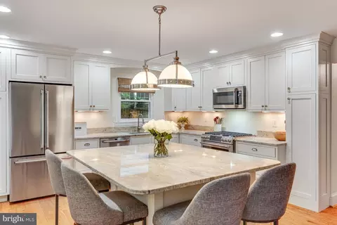 6804 Baron Rd, Mclean, VA 22101 photo 24