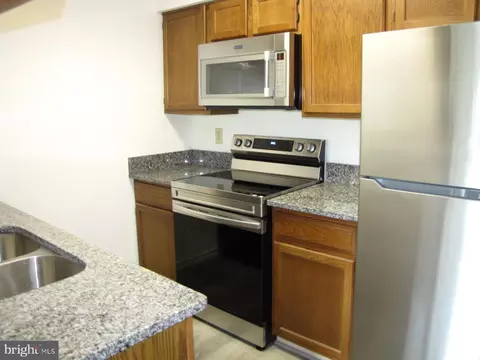 1504 Lincoln Way #401, Mclean, VA 22102 photo 2
