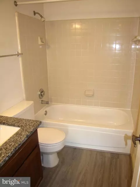 1504 Lincoln Way #401, Mclean, VA 22102 photo 8