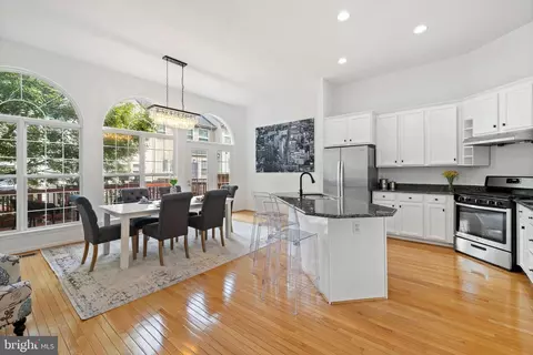 6720 Sullivan Way, Alexandria, VA 22315