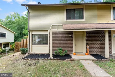 5606 Summer Oak Way, Burke, VA 22015