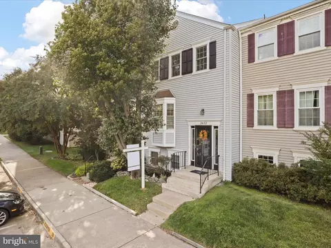 2422 Ridgehampton Ct, Reston, VA 20191 photo 3
