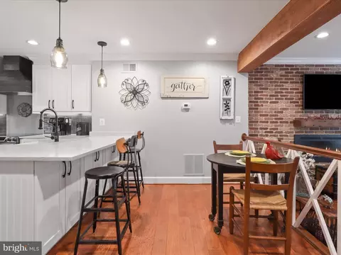 2422 Ridgehampton Ct, Reston, VA 20191 photo 7