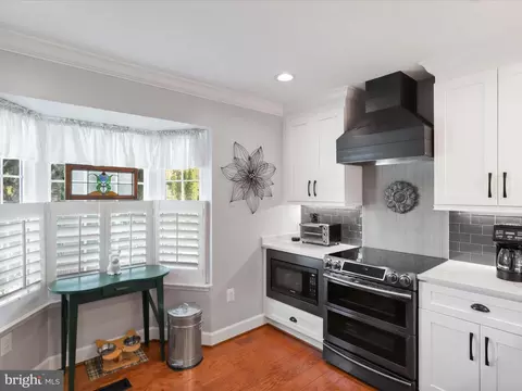 2422 Ridgehampton Ct, Reston, VA 20191 photo 10