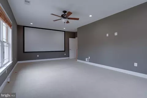 8126 Drayton Ln, Springfield, VA 22151 photo 45