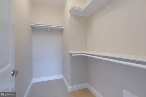 8126 Drayton Ln, Springfield, VA 22151 photo 42