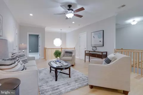 8126 Drayton Ln, Springfield, VA 22151 photo 29
