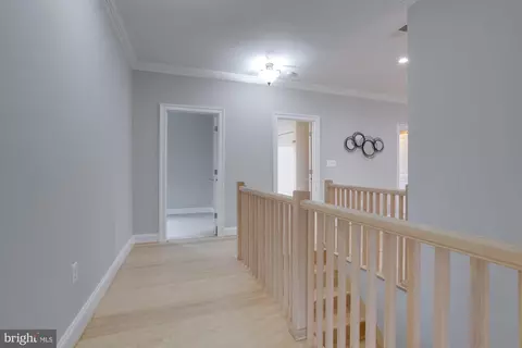 8126 Drayton Ln, Springfield, VA 22151 photo 27