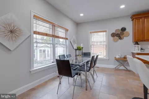 8126 Drayton Ln, Springfield, VA 22151 photo 24