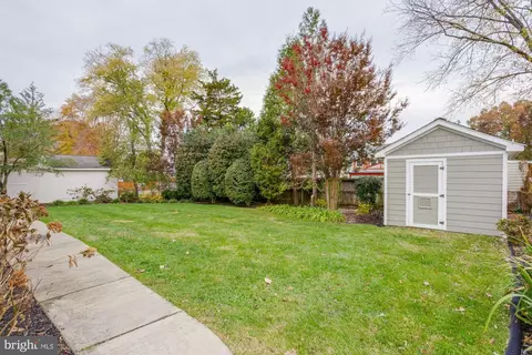 8126 Drayton Ln, Springfield, VA 22151 photo 55