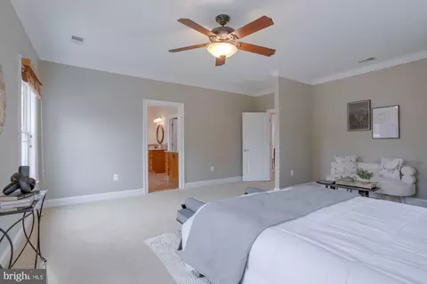 8126 Drayton Ln, Springfield, VA 22151 photo 33