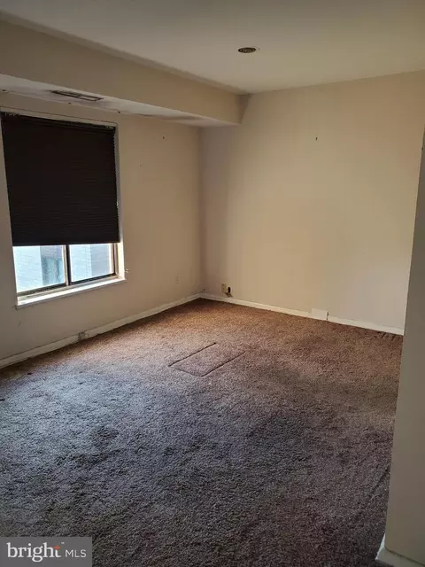 6001 Arlington Blvd #905, Falls Church, VA 22044