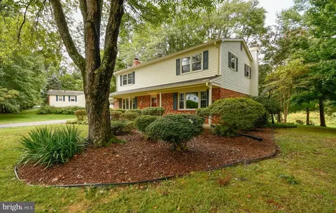 7216 Reservation Dr, Springfield, VA 22153 photo 3