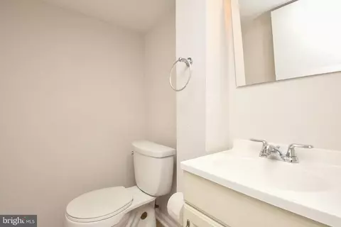 7216 Reservation Dr, Springfield, VA 22153 photo 47