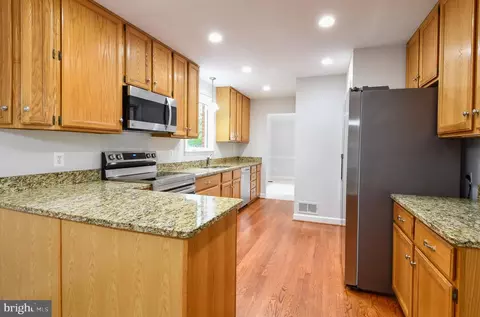 7216 Reservation Dr, Springfield, VA 22153 photo 18