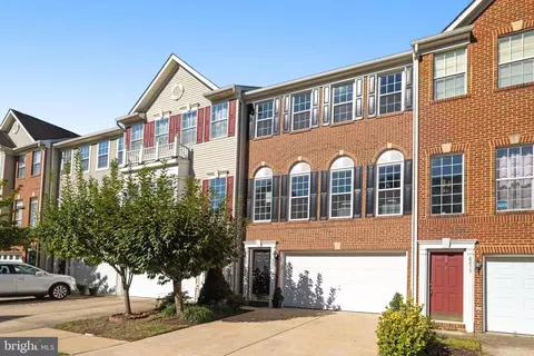 8277 Shannons Landing Way, Lorton, VA 22079