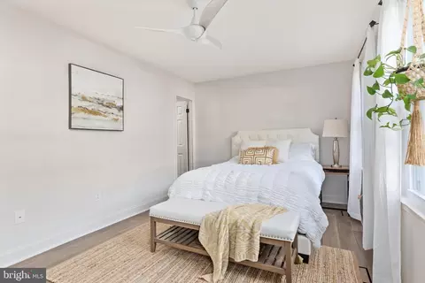 6342 Draco St, Burke, VA 22015 photo 13