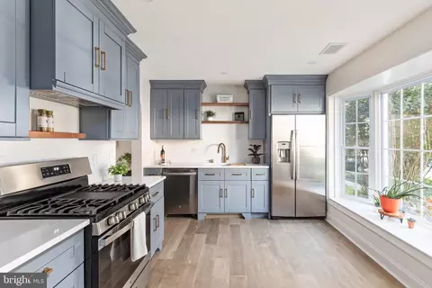 6342 Draco St, Burke, VA 22015 photo 10