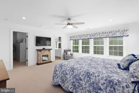 7810 Cherry Orchard Ct, Springfield, VA 22153 photo 27
