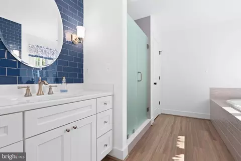 7810 Cherry Orchard Ct, Springfield, VA 22153 photo 30